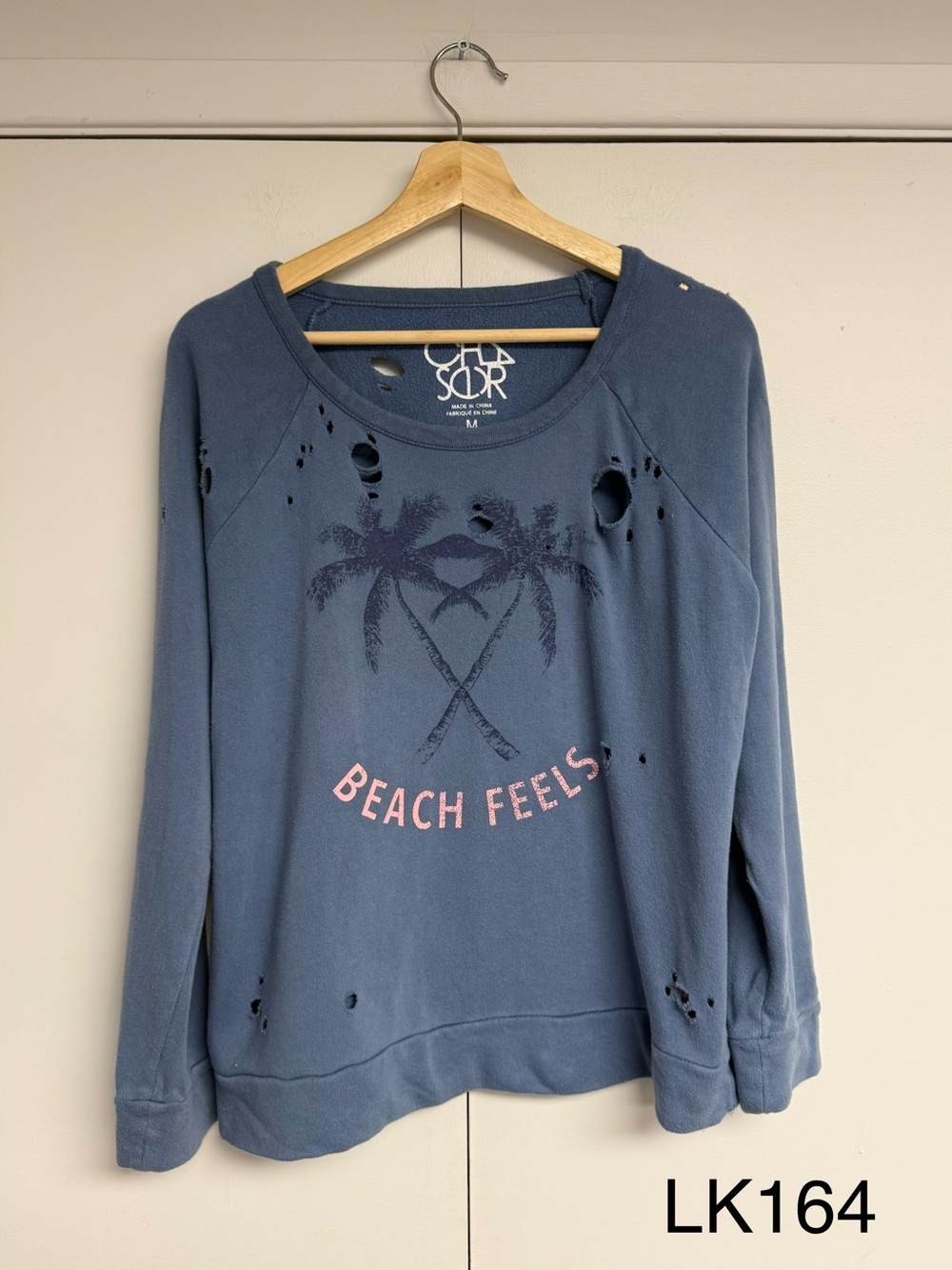 Chaser Beach Feels Distressed Sweatshirt St. Tropez Blue Medium
